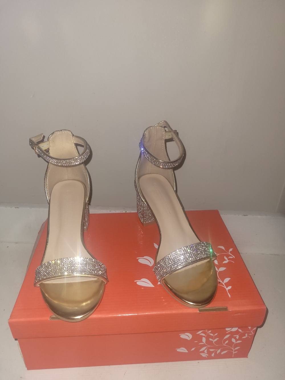 Rhinestone Ankle-Strap Block Heel Sandals in Gold Size 6